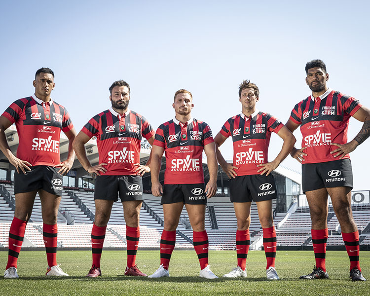 OFFICIEL RCT x NIKE Découvrez le maillot « Home » 20222023 ! RCT